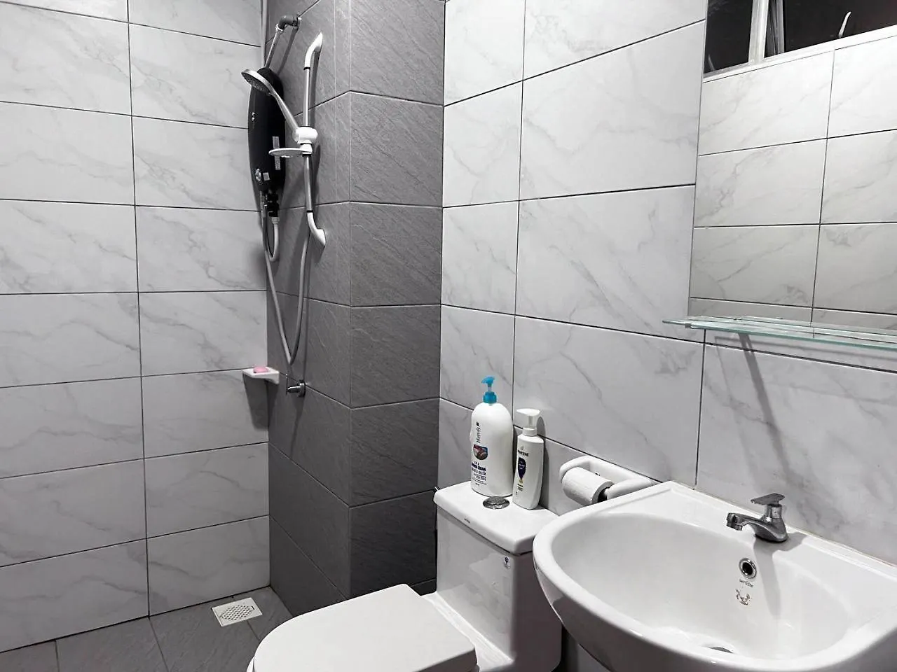 Sks Habitat Larkin Economy Business Unit Apartment Johor Bahru 0*,  Malaysia